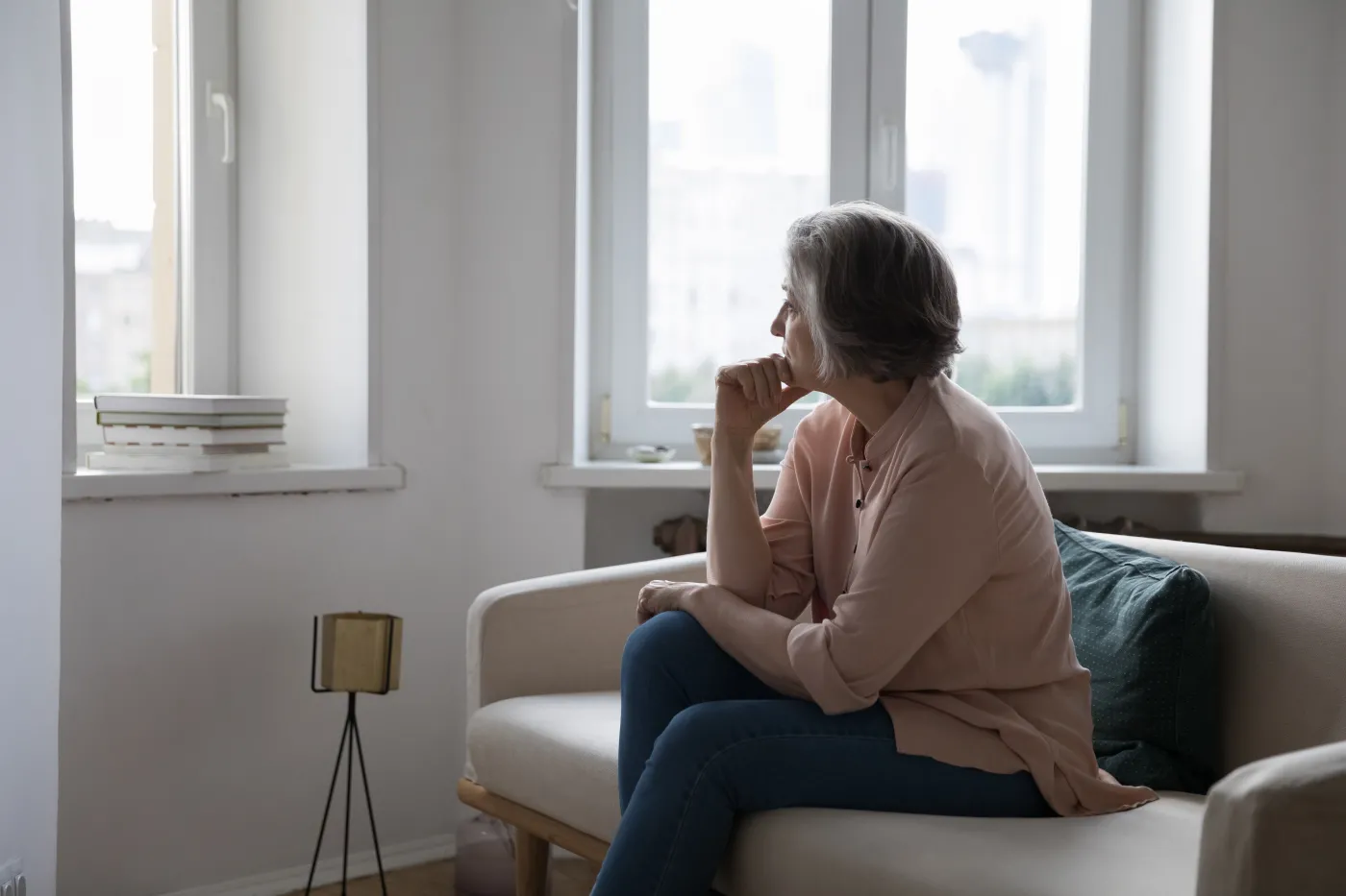 Seniorzy oddają mieszkania za świadczenie do końca życia. Ile renty dostają?