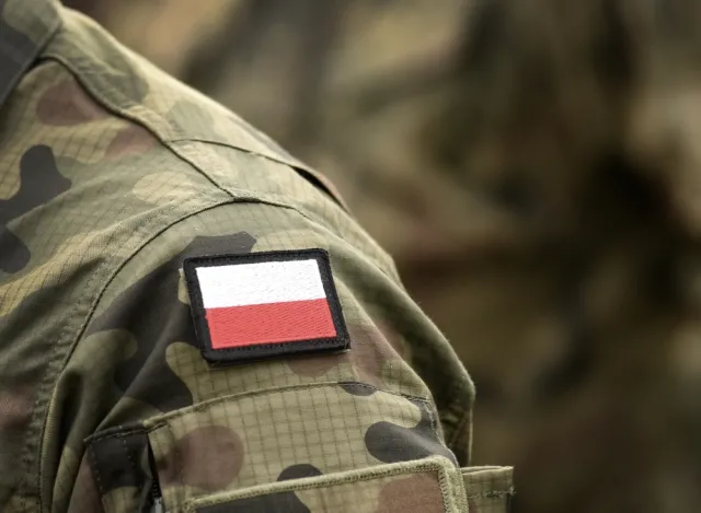 Szkolenia wojskowe 2025 dla wszystkich. Co daje? Ile płacą?