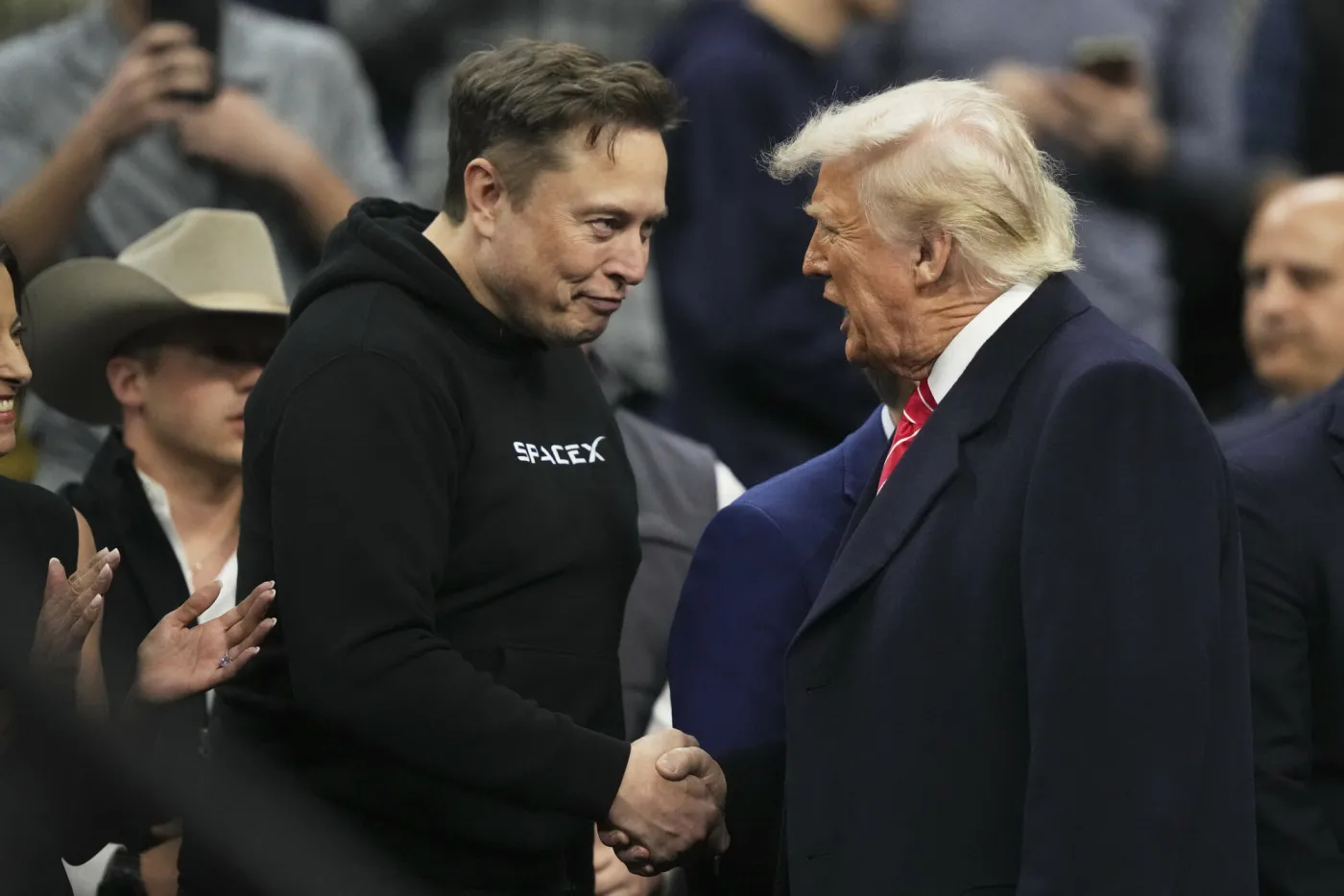 Rozłam między Muskiem a Trumpem. Tak poważnie się jeszcze nie różnili