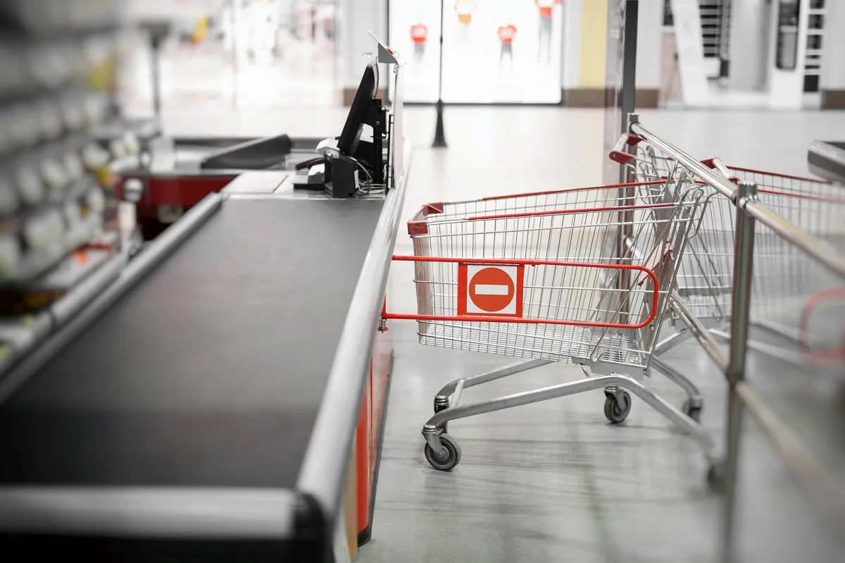Wykryto niebezpieczną bakterię w popularnej wędlinie. Pilne ostrzeżenie GIS