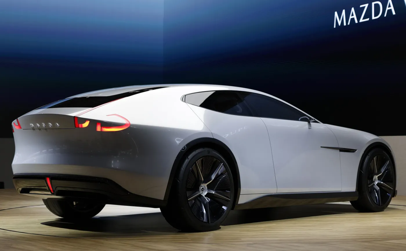 Nowa Mazda Vision X-Coupe
