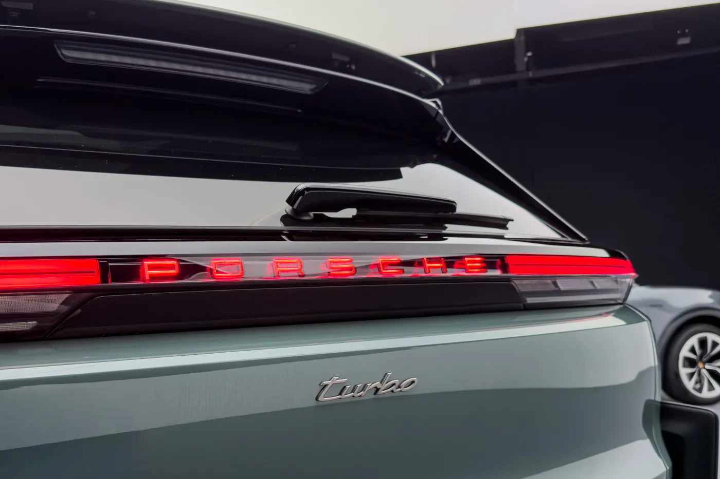 Porsche Cayenne Electric