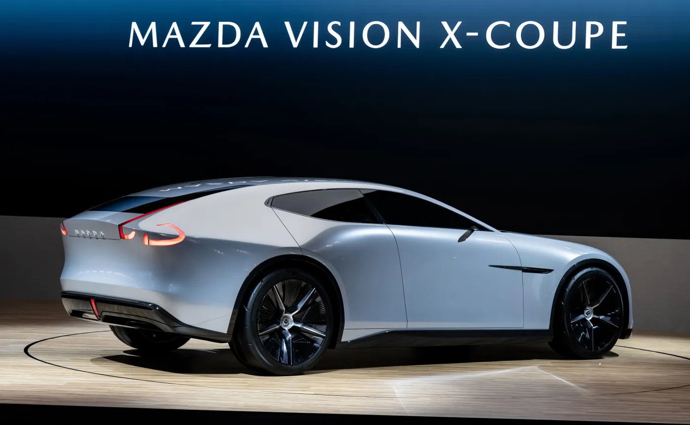 Nowa Mazda Vision X-Coupe