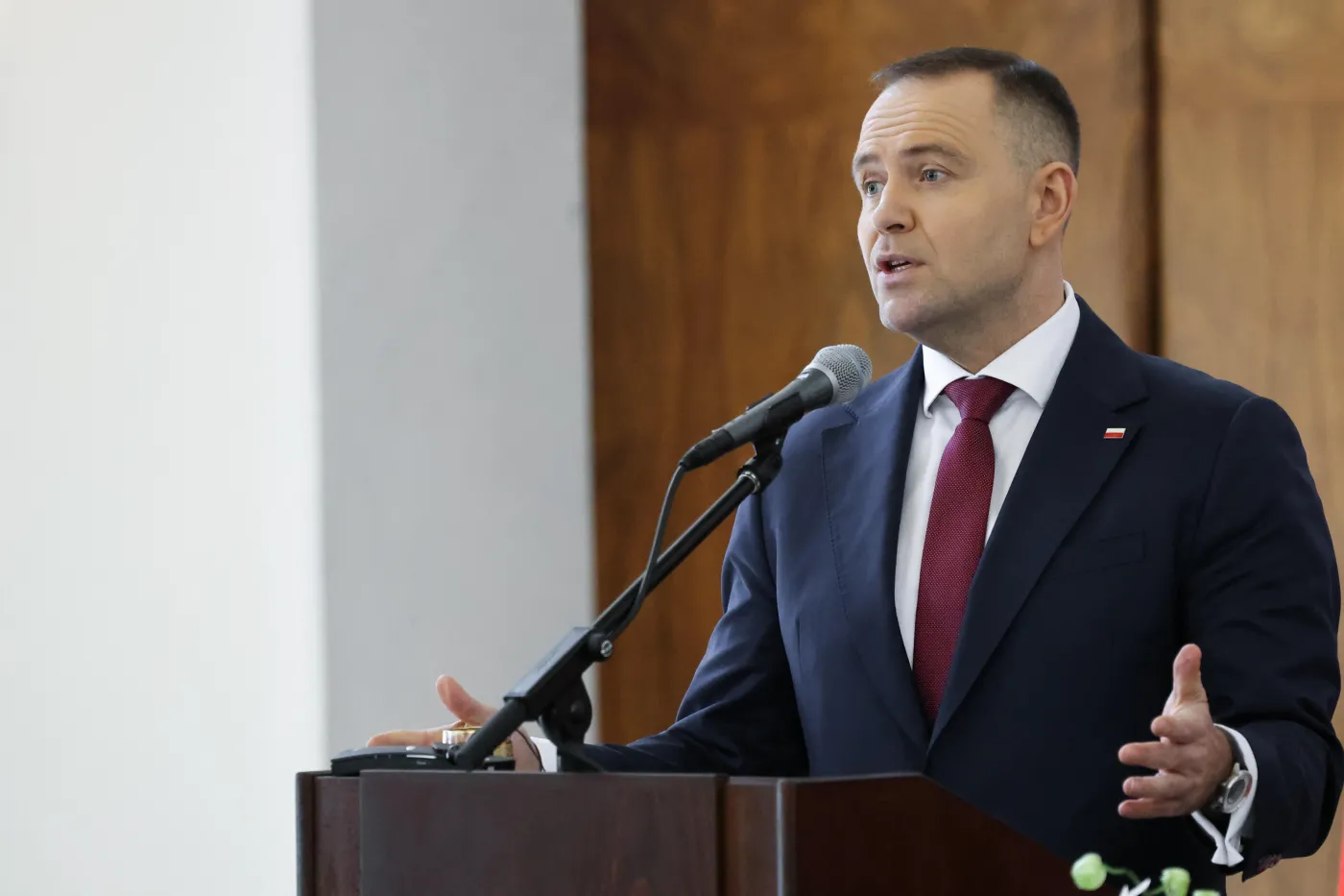 Polska poza stołem negocjacyjnym. Nawrocki: Tusk nie jest szanowanym graczem
