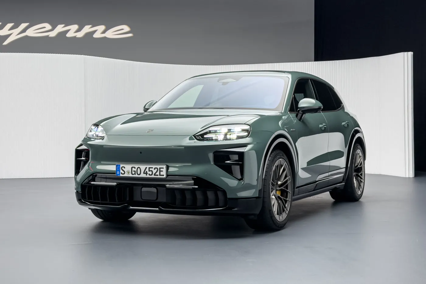 Porsche Cayenne Electric