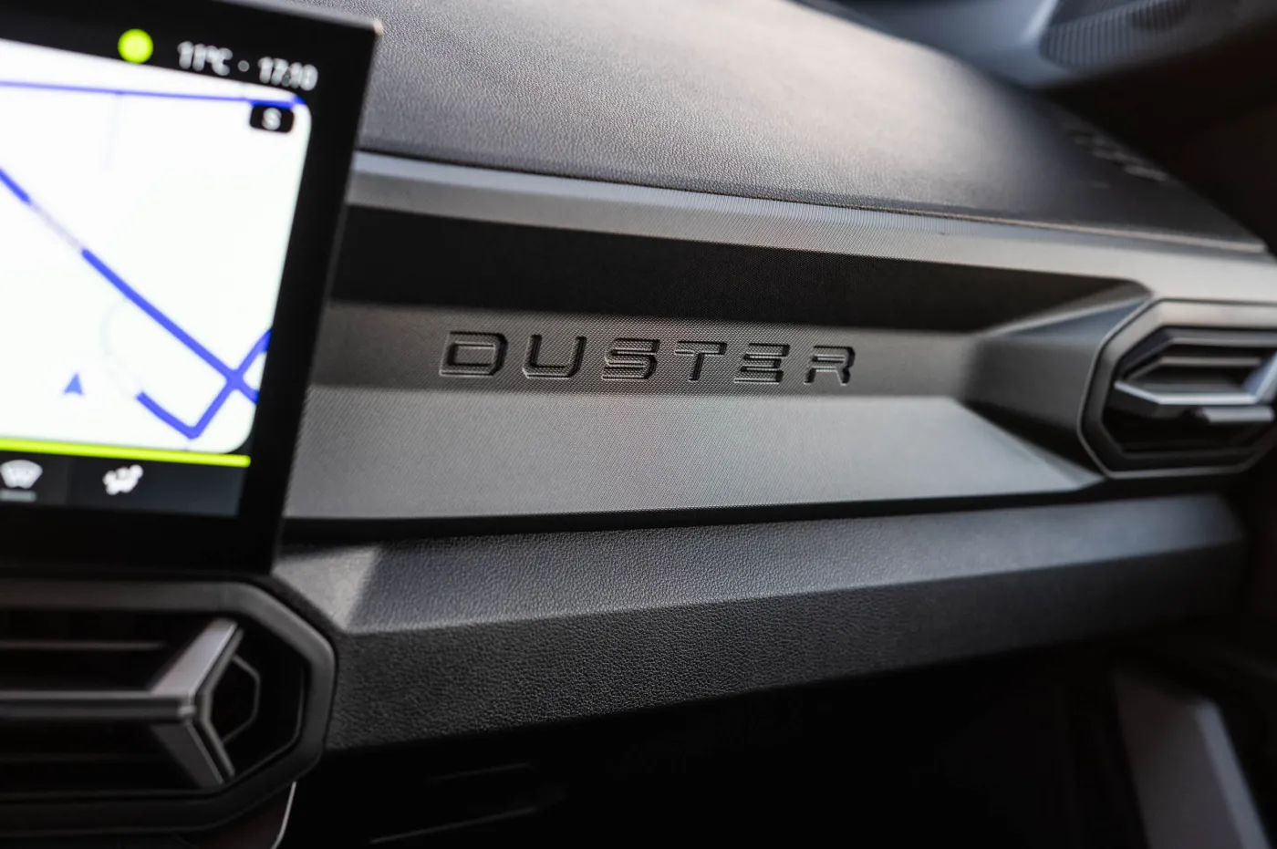 Dacia Duster hybrid 155