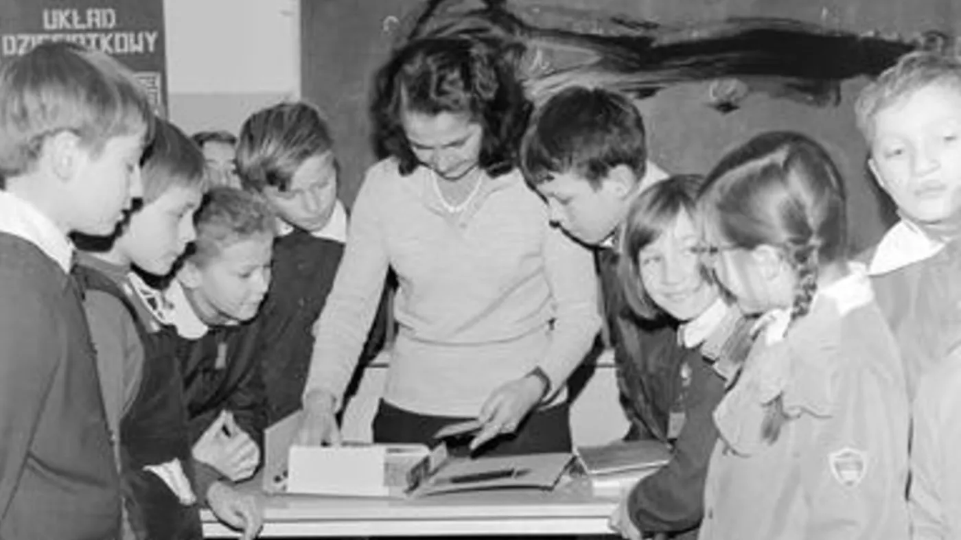 Nostalgiczny i trudny QUIZ o szkołach w czasach PRL. Tylko prymusi dostaną 10/10