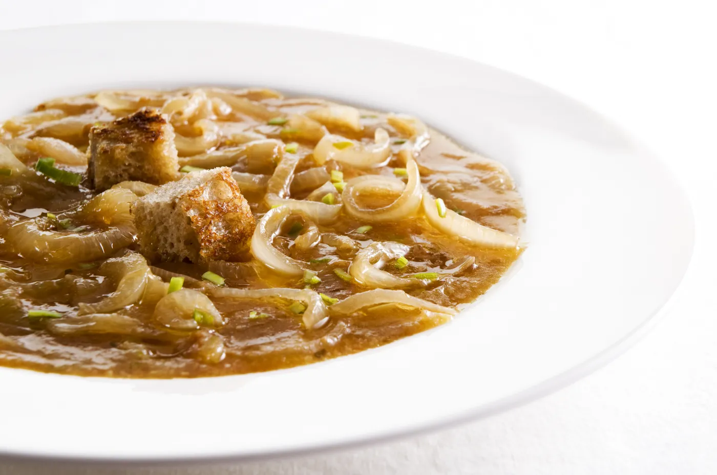 Zupa cebulowa z grzankami