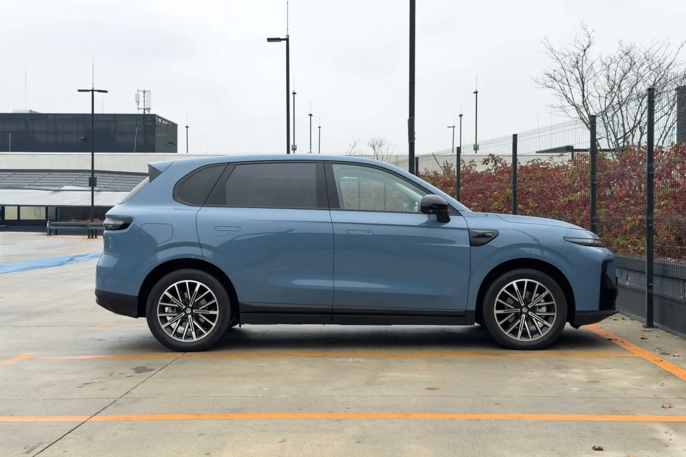 Leapmotor B10 Hybrid EV