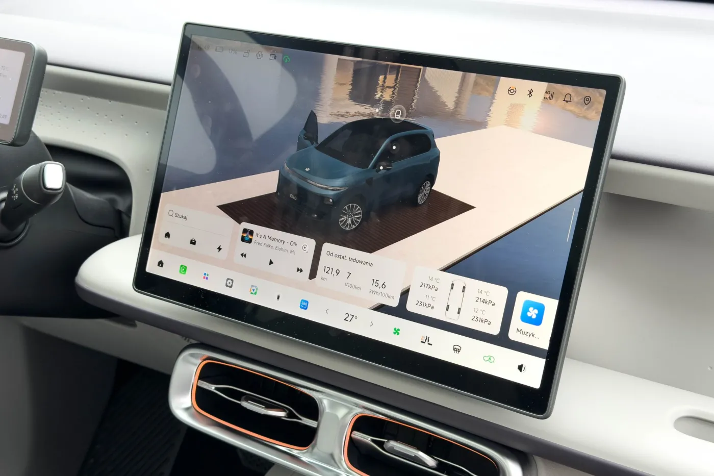 Leapmotor B10 Hybrid EV