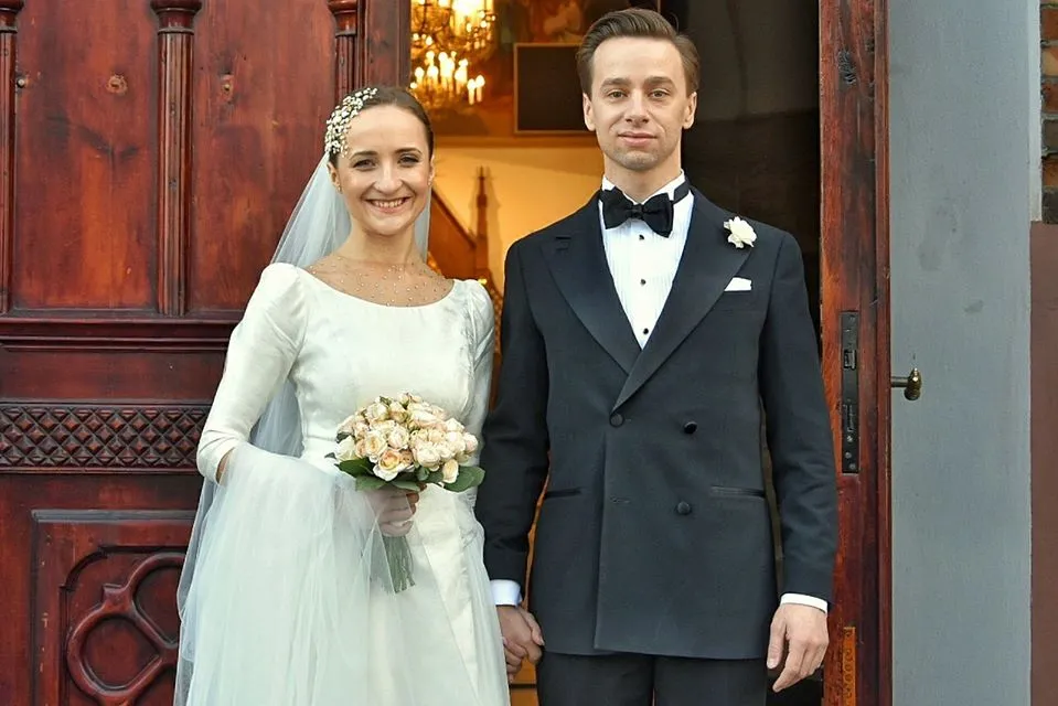 Krzysztof Bosak już nie do wzięcia. Polityk wziął ślub