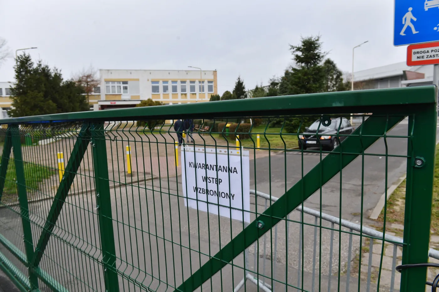 Nowe informacje o stanie zdrowia uczniów objętych kwarantanną w Policach
