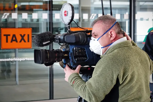 Gildia Reżyserów Polskich: Nie kręćmy filmów, gdy szaleje zaraza