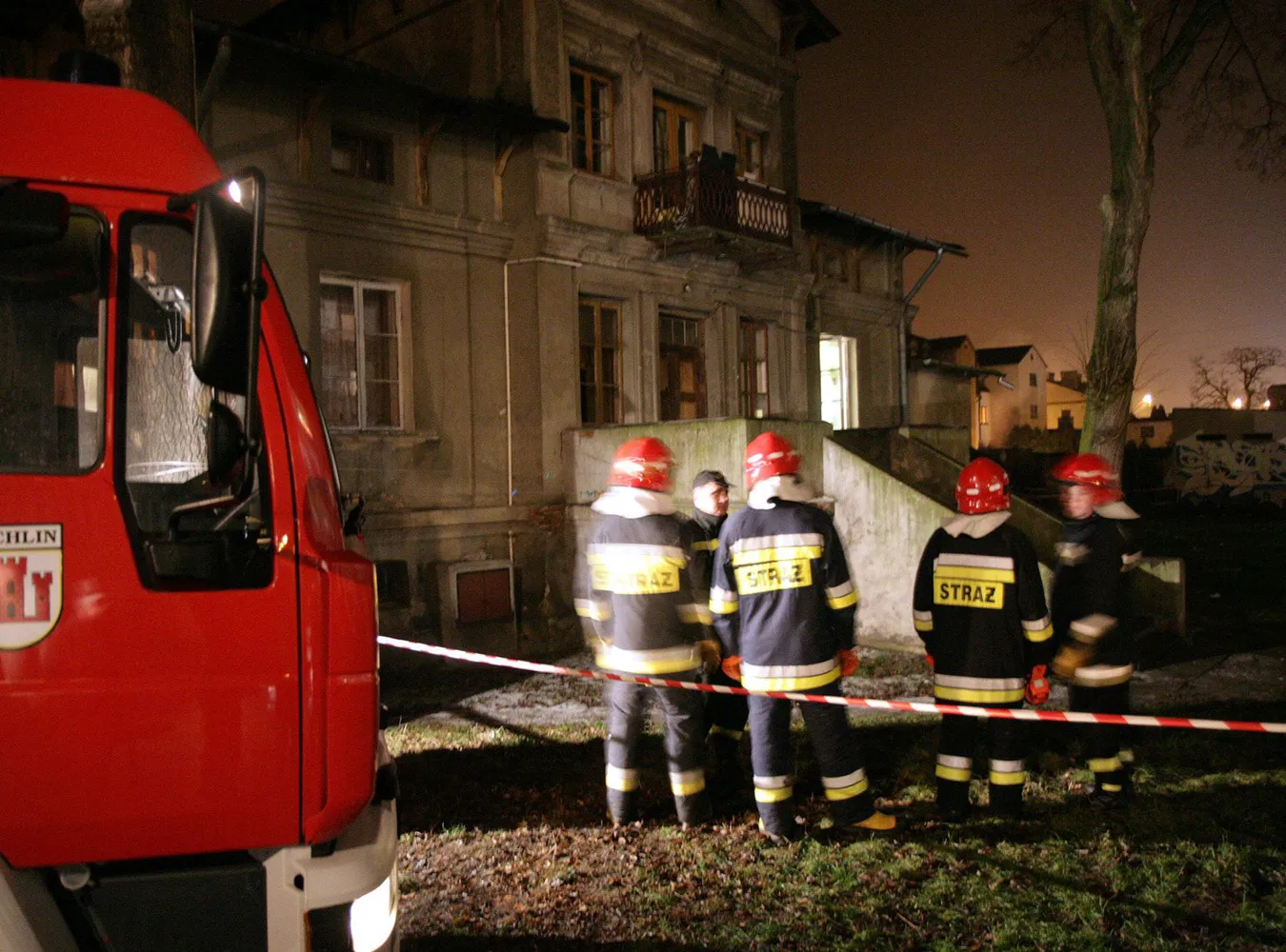 wszyscy zatruli się czadem ulatniającym się z popsutego piecyka gazowego.