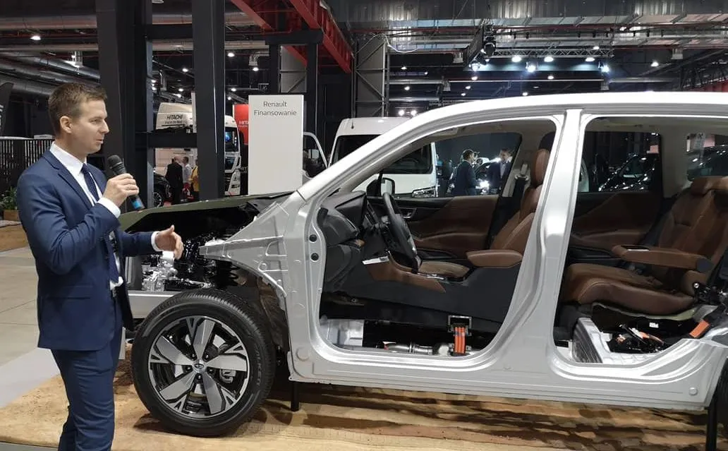 Paweł Latała z Subaru Import Polska prezentował nowego Forestera e-BOXER 
