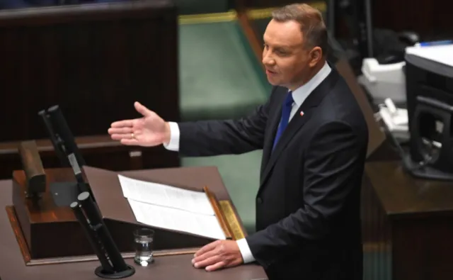 Duda zaprzysiężony na prezydenta. "Bezpieczeństwo Polski to nie tylko wojsko czy policja"