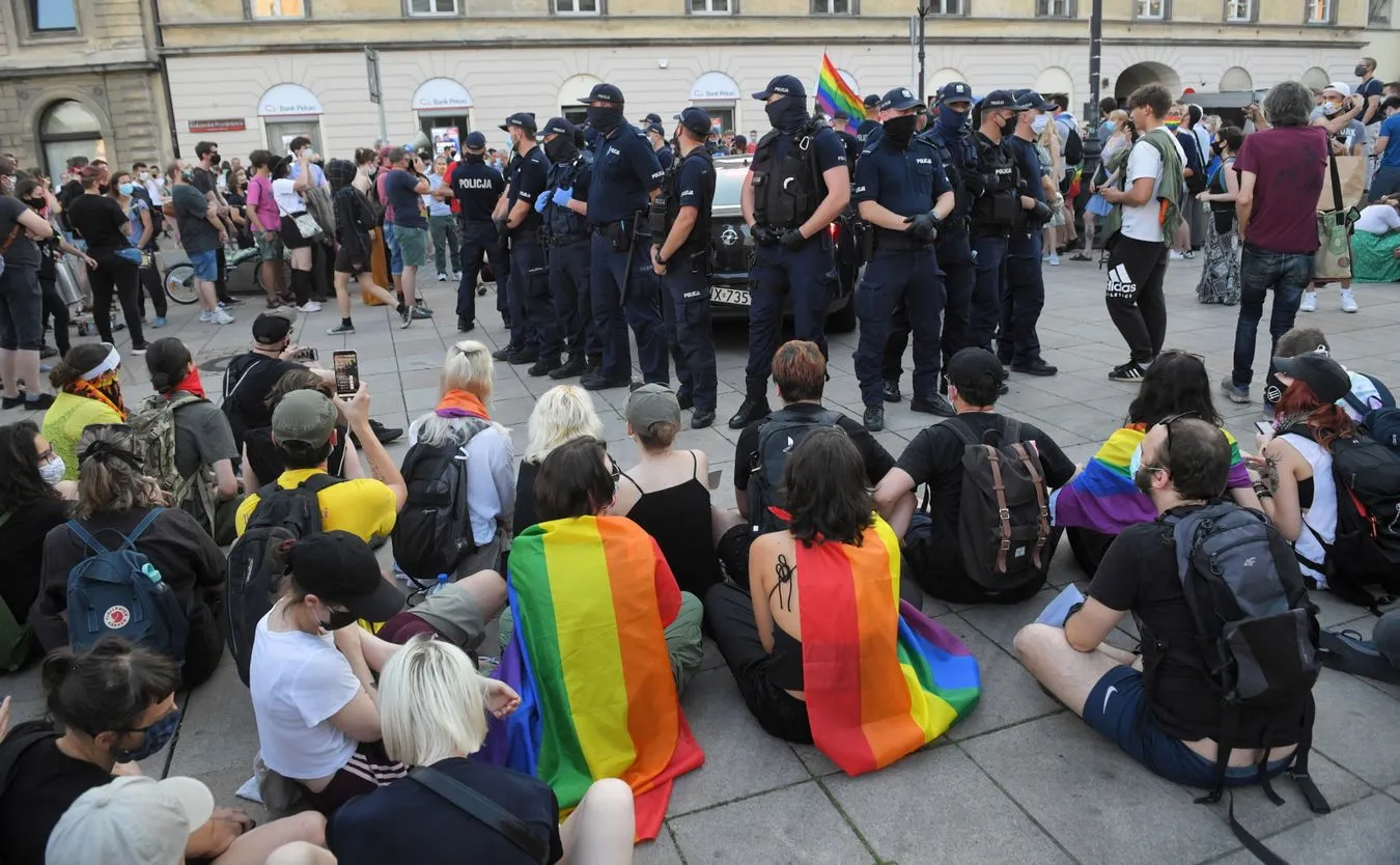 Atmosfera wokół LGBT wciąż napięta. Kampania się kończy, emocje zostają [OPINIA]