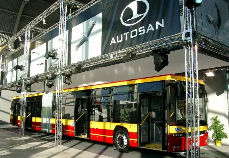 Macierewicz: sprawa Autosanu ma aspekt skandaliczny, a wręcz kryminalny