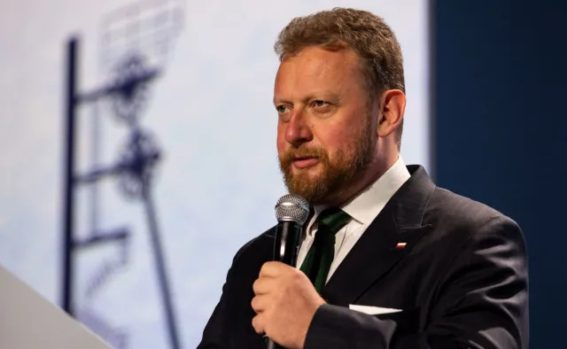 Szumowski: Nie widzimy, by epidemia rozlewała się szeroko na Polskę