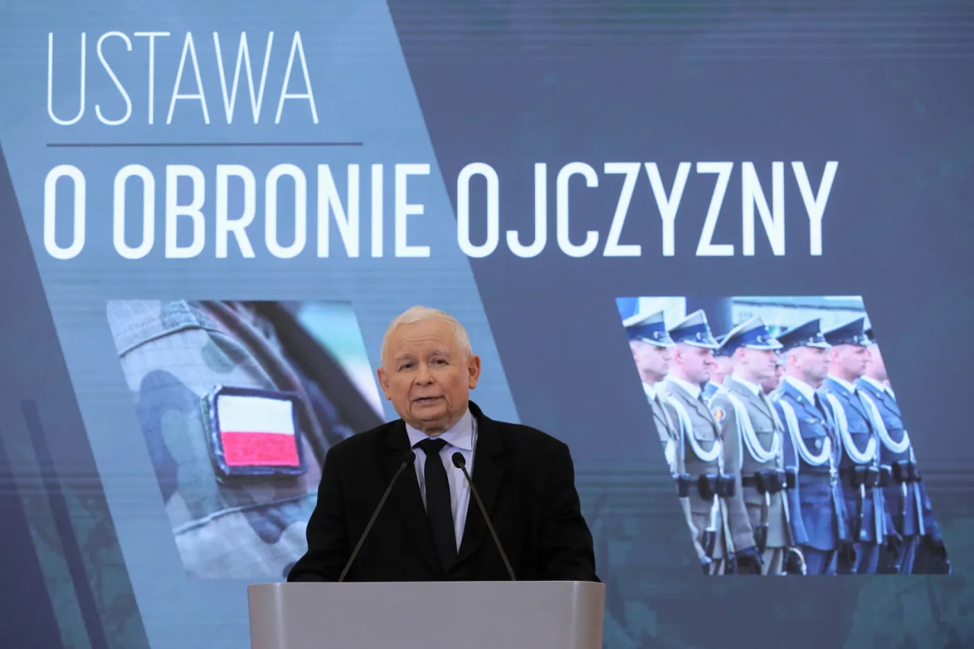 Kaczyński: Pierwsza potężna dawka sankcji powinna objąć też Putina i oligarchów