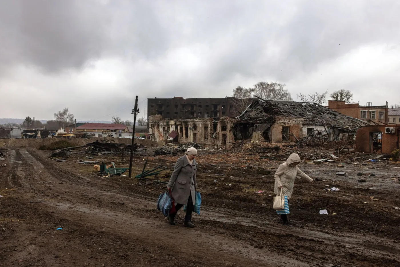 Wojna w Ukrainie. Rosjanie wycofują siły z okolic Kijowa na terytorium Białorusi [RELACJA]