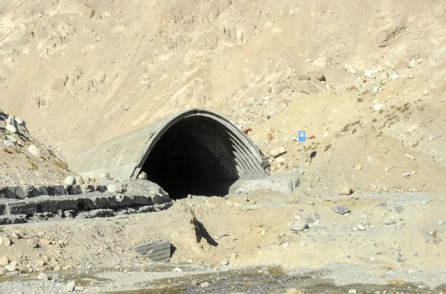 Afganistan: Wybuch cysterny z paliwem w tunelu Salang zginęło co najmniej 19 osób, a 32 zostały ranne