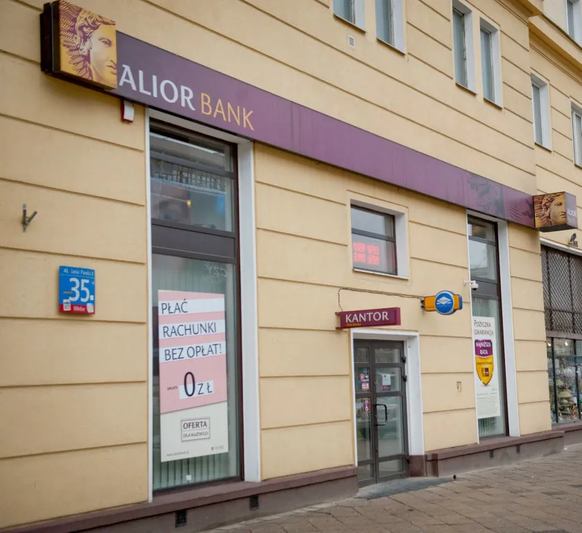 Alior Bank ocenia, że wypracuje min. 300 mln zł zysku netto w całym 2014 r.