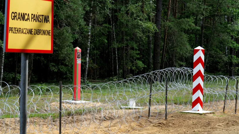 Białoruś eskaluje napięcie. Funkcjonariusze służb gromadzą się w rejonie Kuźnicy