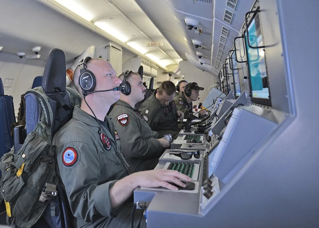 Wnętrze samolotu P-8 Poseidon.