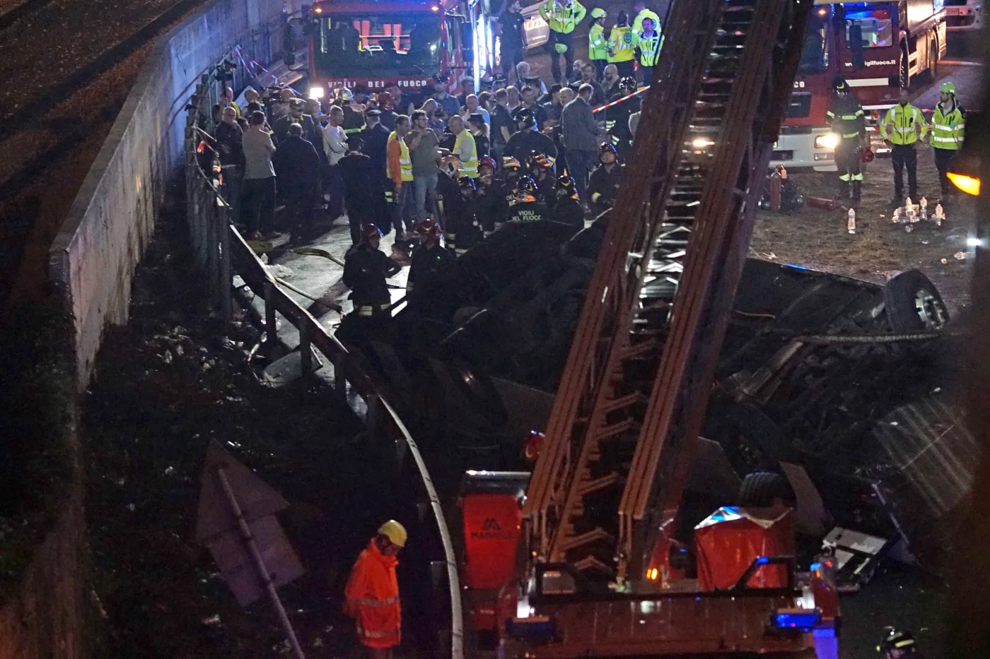 Katastrofa autokaru we Włoszech. 21 osób zginęło, 12 zostało rannych