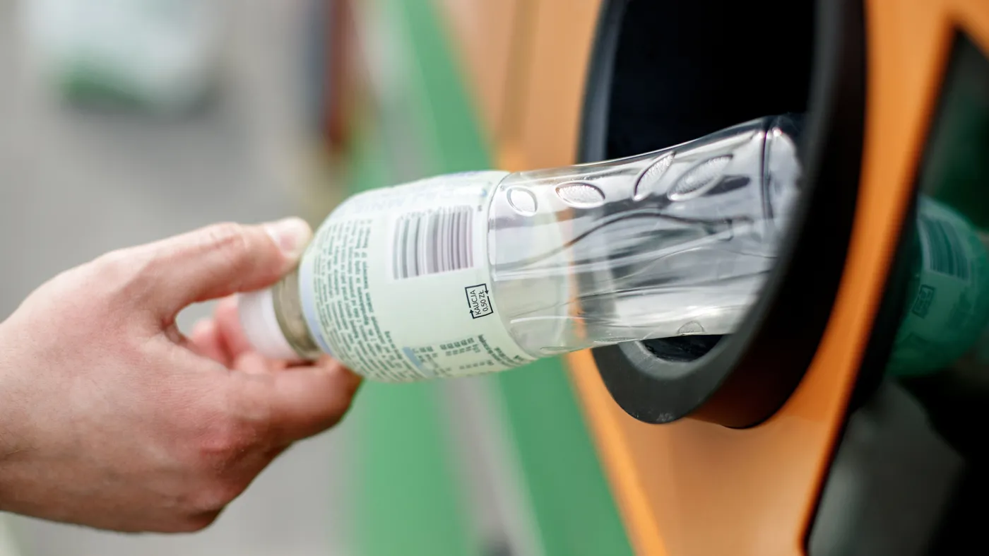 System kaucyjny uderza w budżety gmin. Nadchodzą podwyżki opłat za wywóz śmieci?