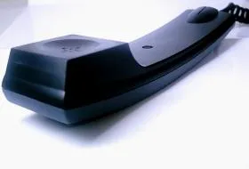 Spada liczba użytkowników telefonów stacjonarnych 