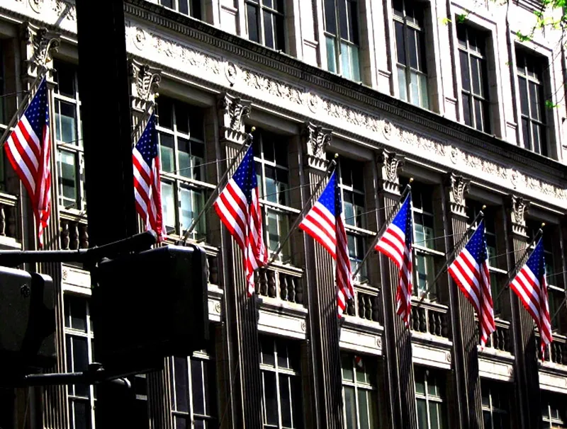 Koniec świata, jaki znamy, czyli powolny upadek USA