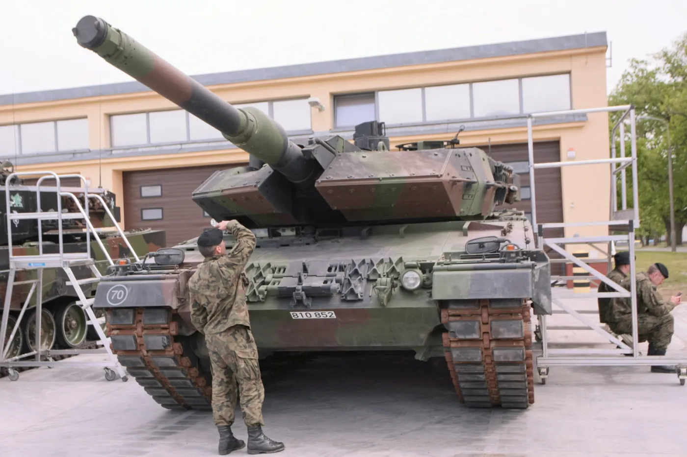 Leopardy 2A5: To dla tych czołgów kupiliśmy amunicję za 250 mln zł [GALERIA]
