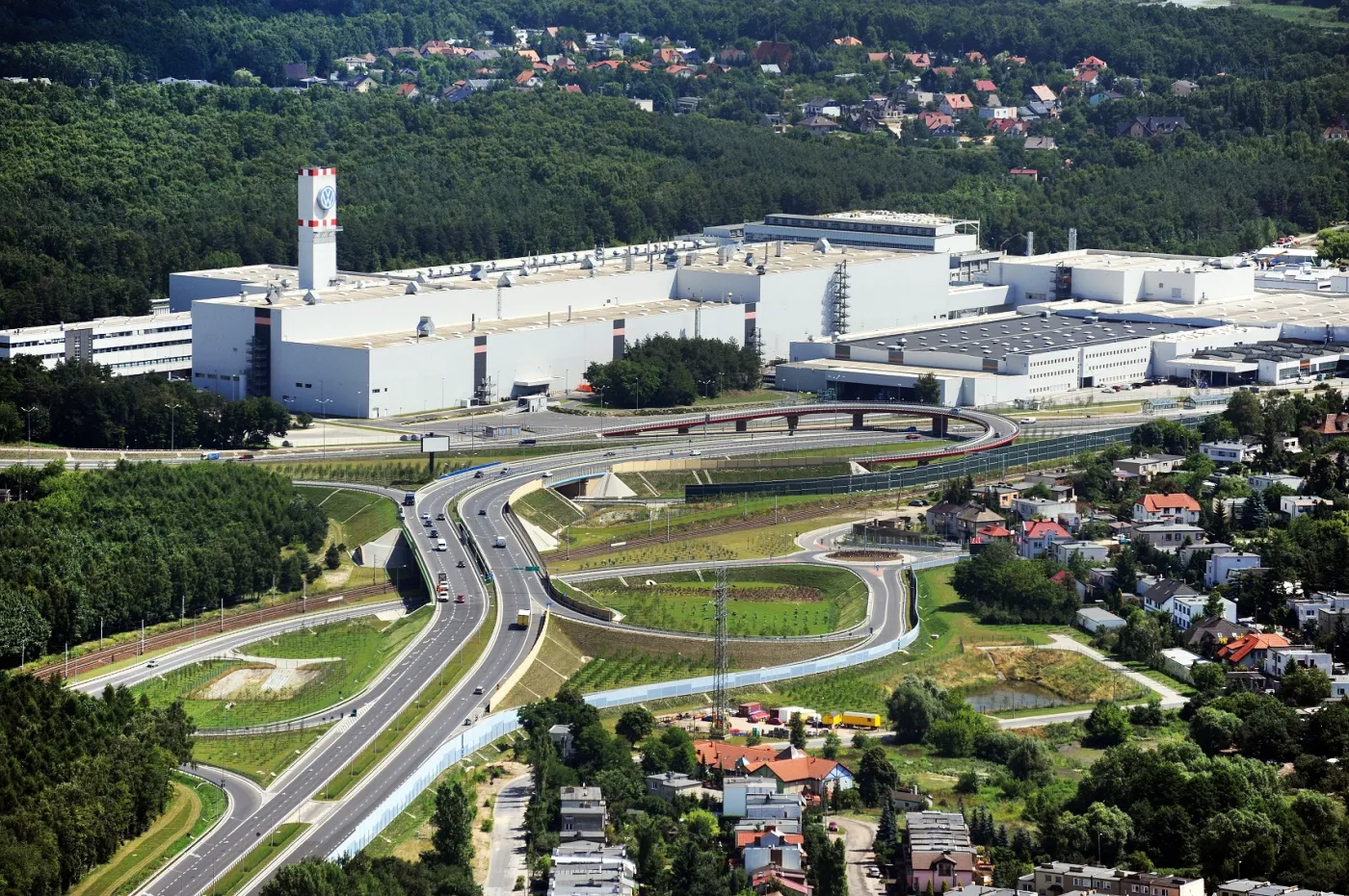 10 największych inwestycji zagranicznych ostatnich 10 lat. Zobacz, jak potoczyły się ich losy