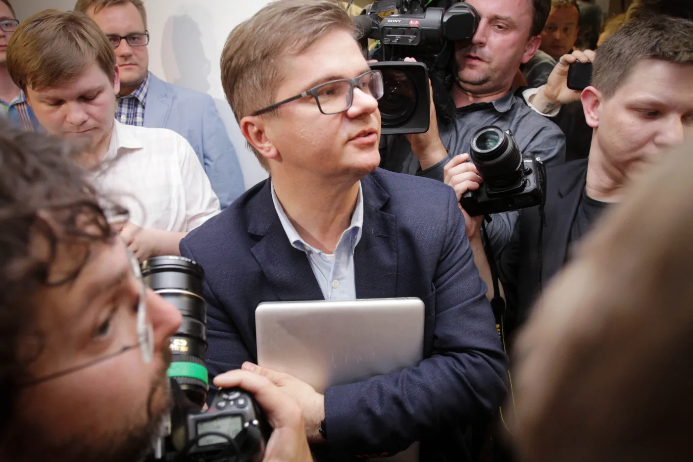 Łódzka prokuratura rozpoczęła śledztwo ws szarpaniny w redakcji "Wprost"