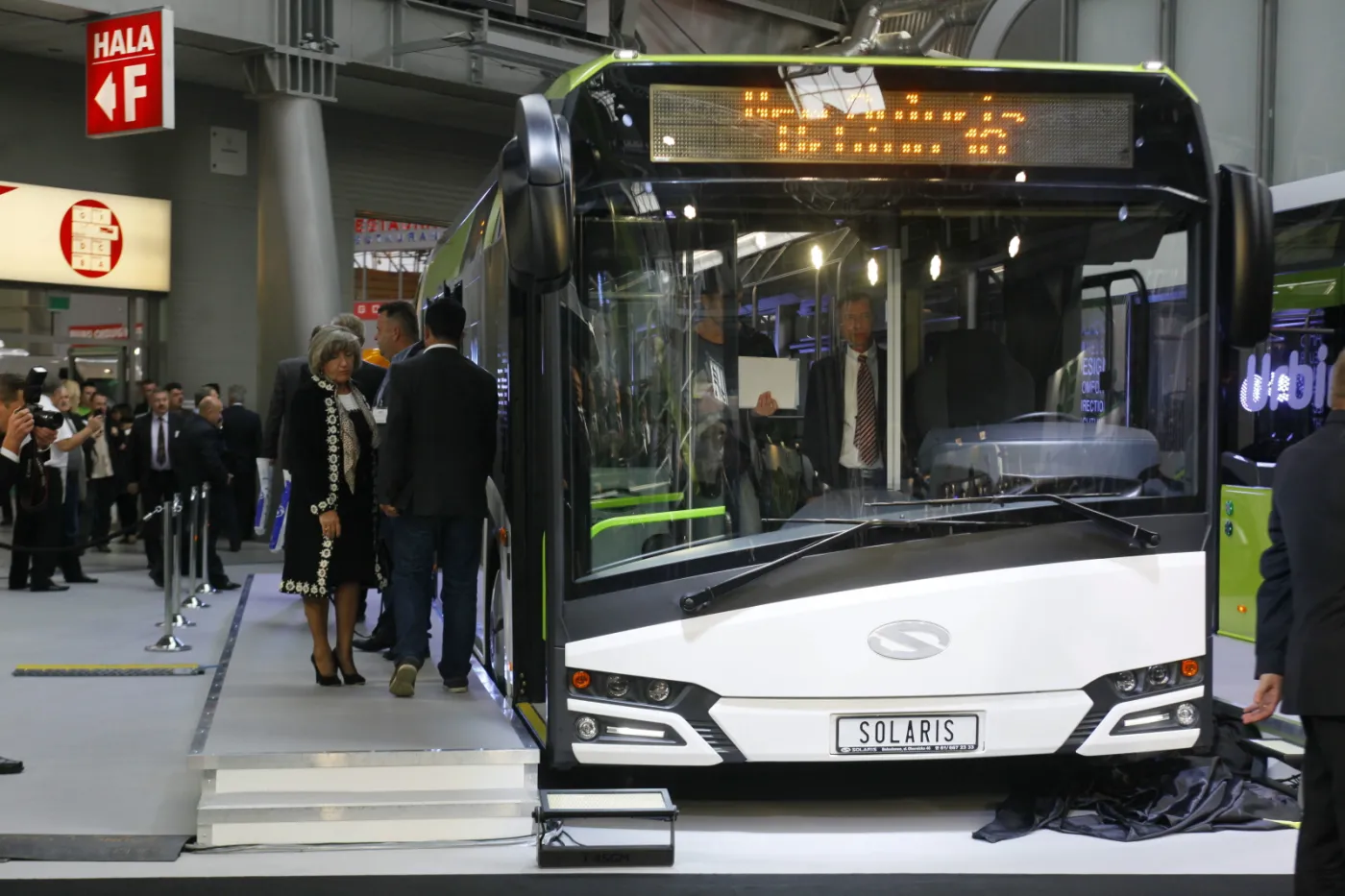 1947606-transexpo-w-kielcach-autobus.jpg