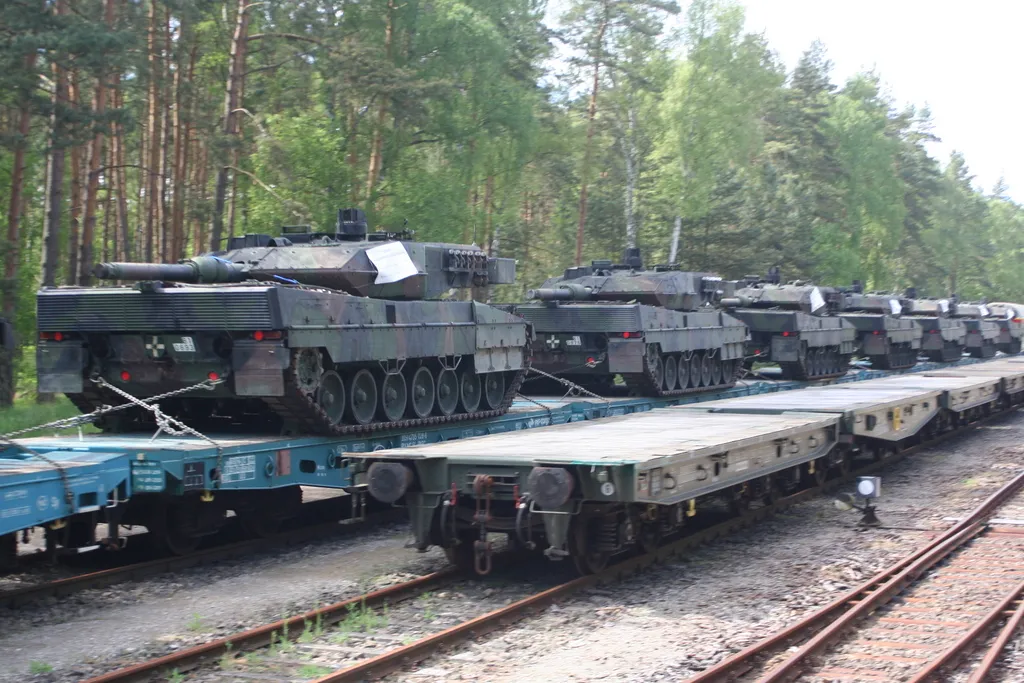1785778-transport-czolgow-leopard-2a4.jpg