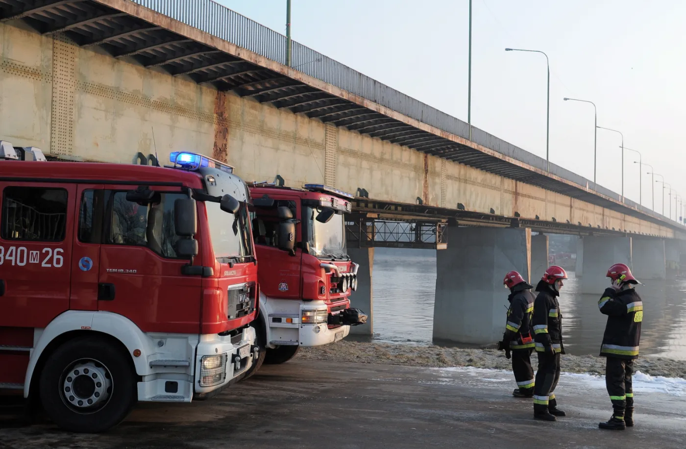 Ugaszono pożar Mostu Łazienkowskiego. Warszawę czekają wielkie korki?
