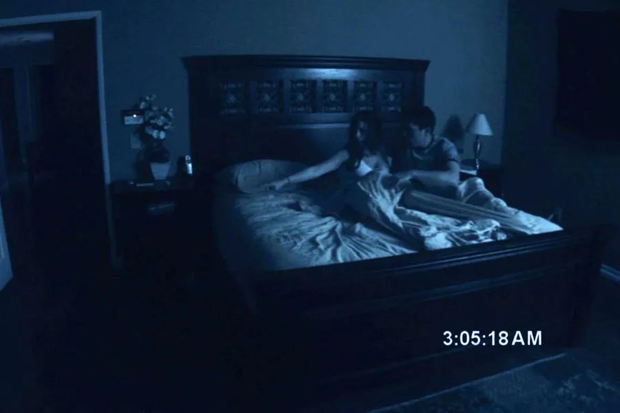1. "Paranormal Activity" (2009), x3592x