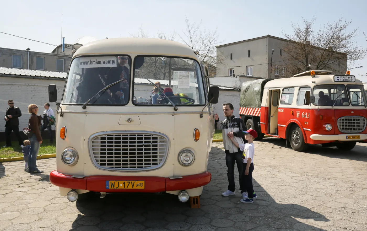 2143900-klub-milosnikow-komunikacji.jpg