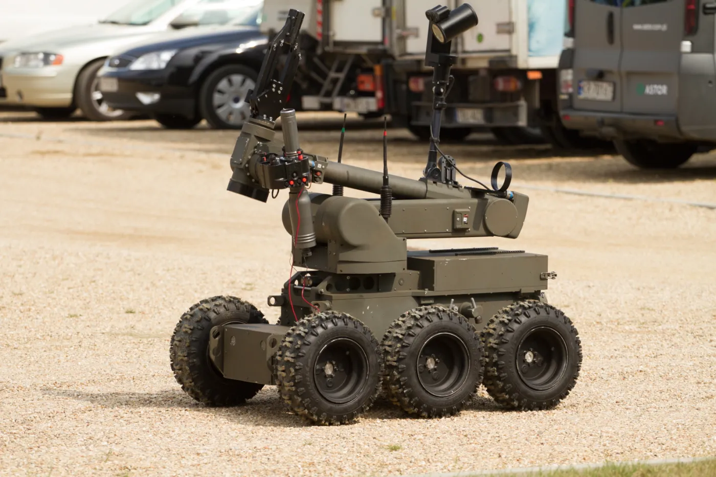 2300472-european-rover-challenge-2015.jpg