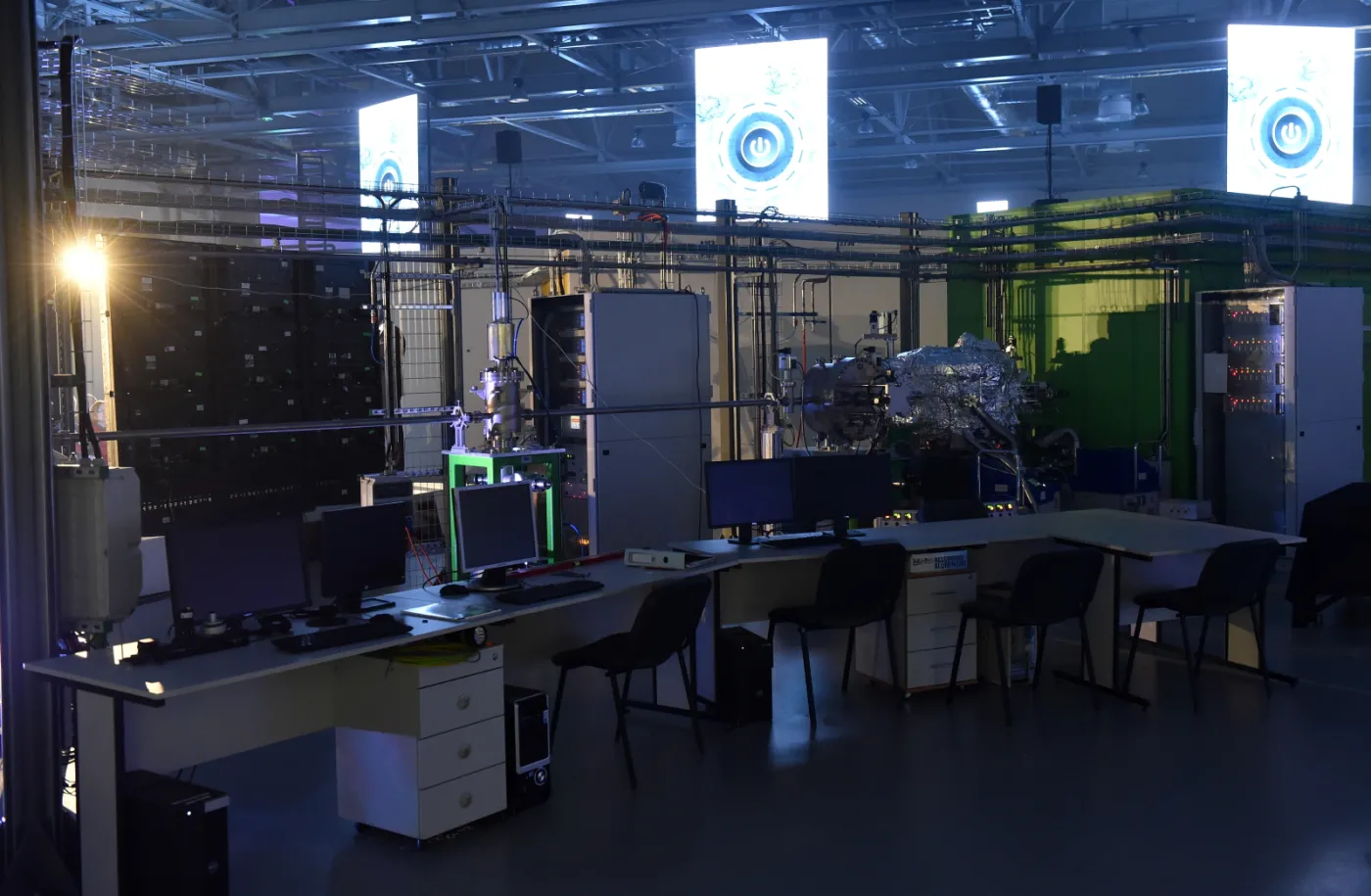 2316289-osrodek-badawczy-uniwersytetu.jpg