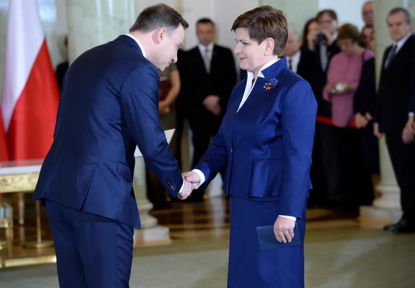 Mamy nowy rząd i premiera. Gabinet Beaty Szydło zaprzysiężony