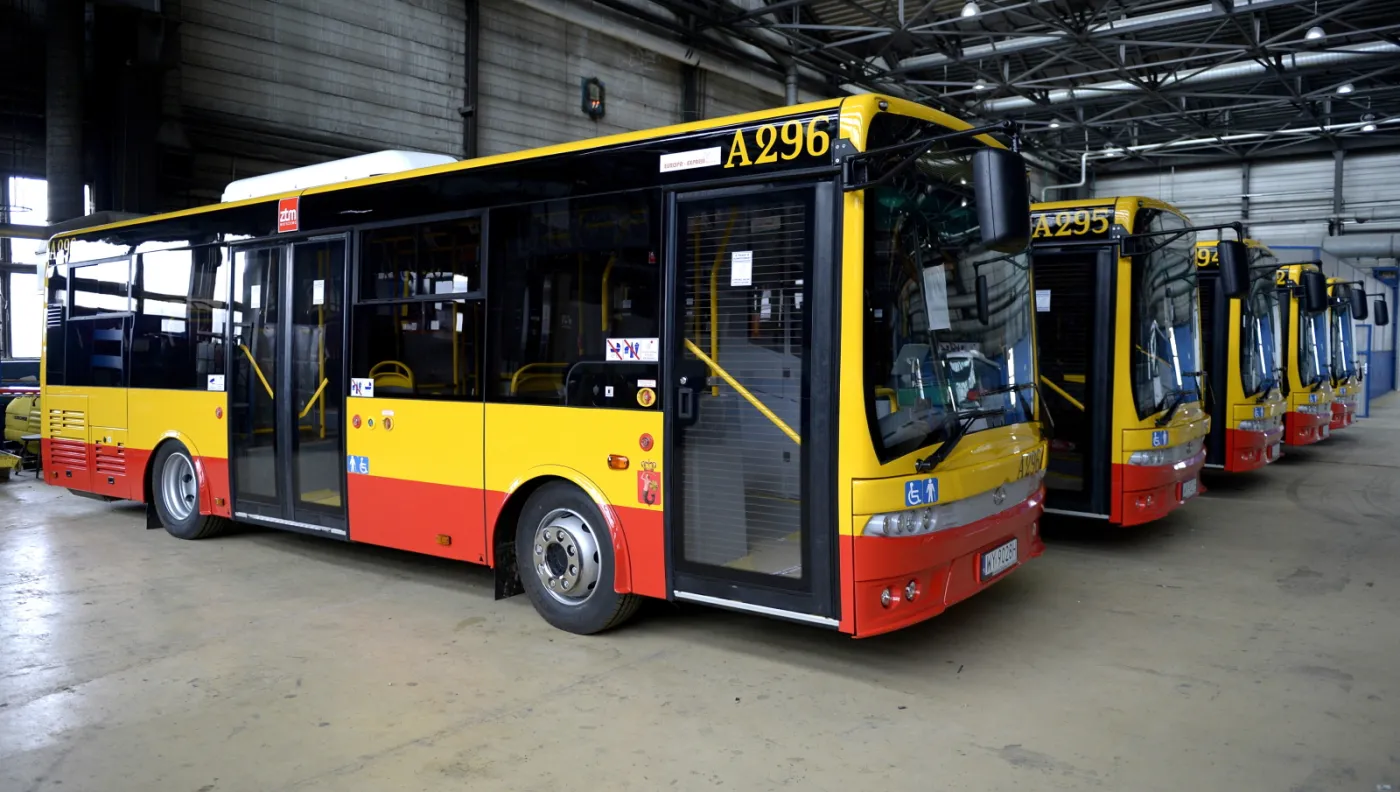 2451880-zaklad-autosan-w-sanoku-fot.jpg
