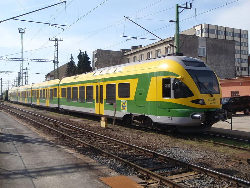 2511407-na-wegrzech-jezdzi-juz-ponad.jpg