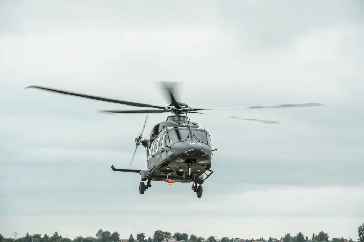 2592347-pokaz-smiglowca-aw-149-ktory.jpg