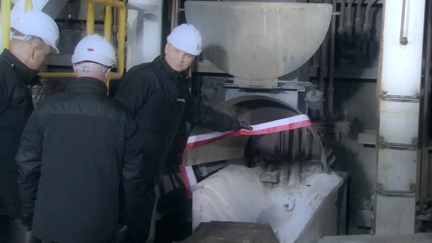 2817276-nowy-etap-glogowskiej-huty.jpg