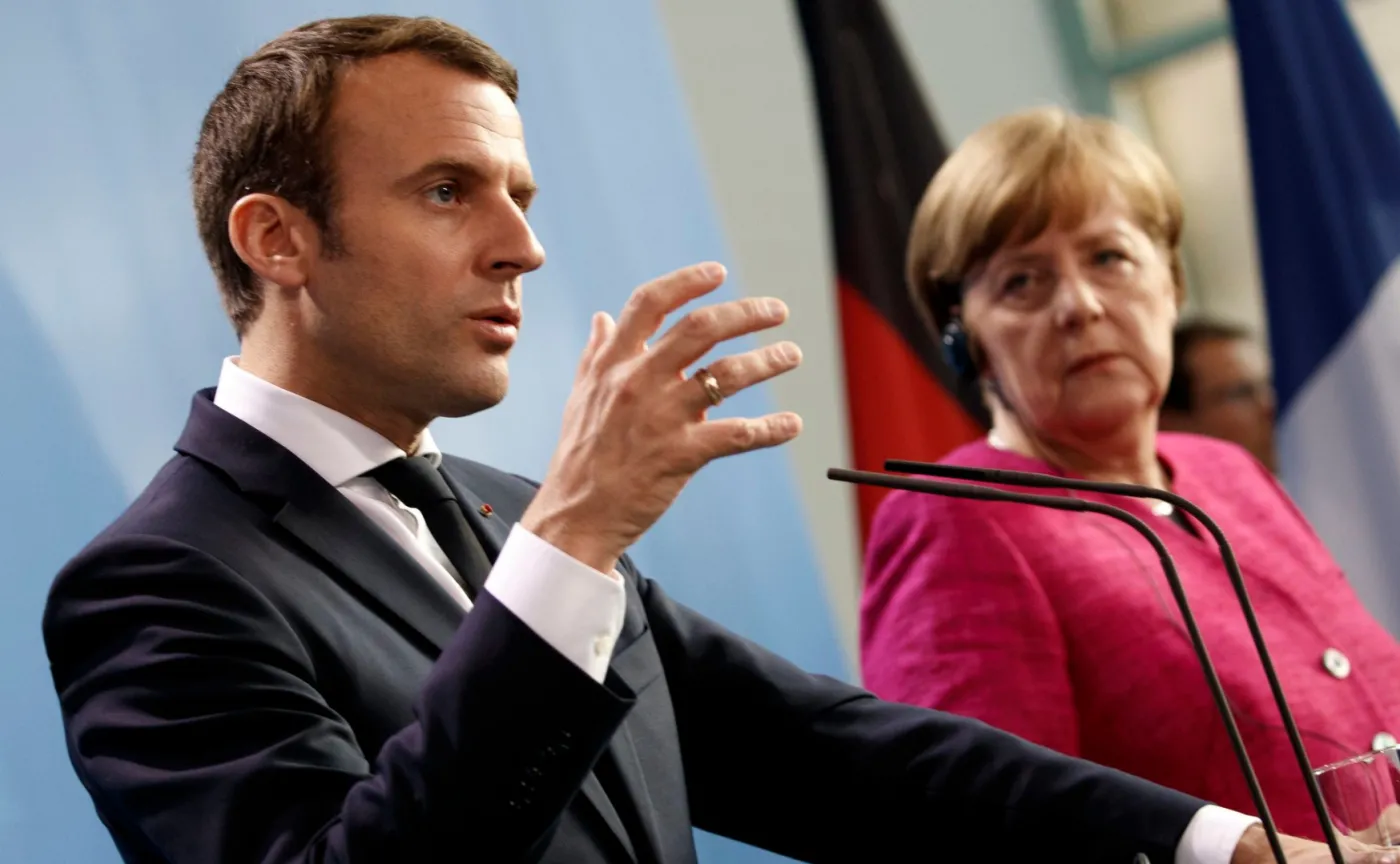 Macron i Merkel są gotowi do zmiany traktatów UE
