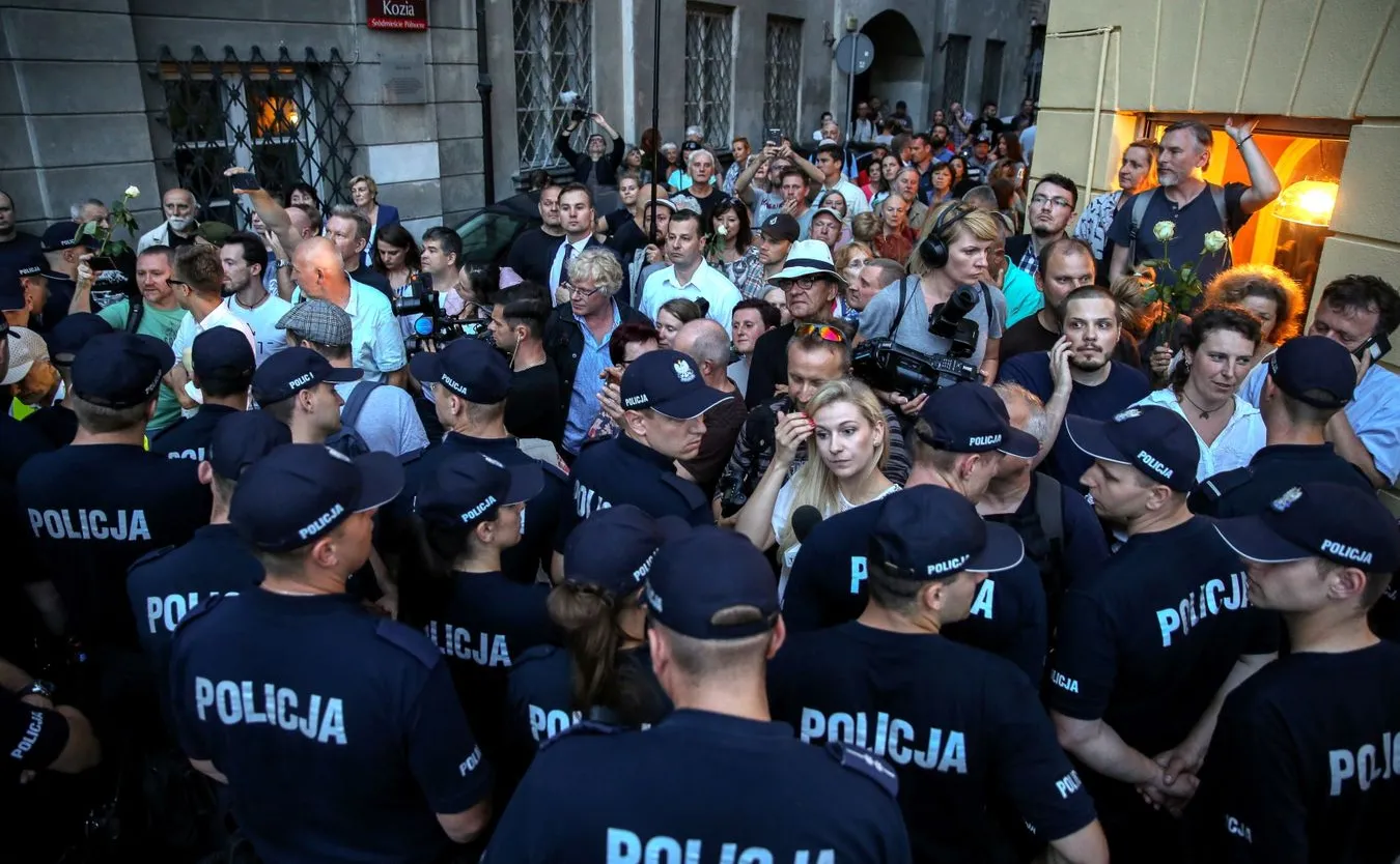 Za ochronę manifestacji zapłacą blokujący? Szef MSWiA ma nowy pomysł